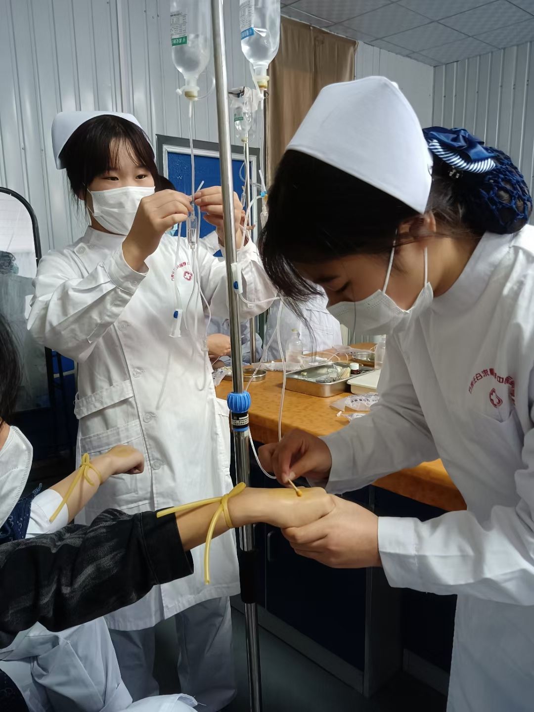 护理专业真实实训课堂-石家庄白求恩医学院